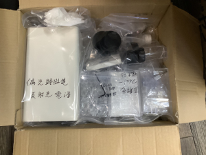 メイジテクノ顕微鏡の梱包