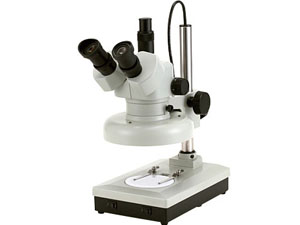 ズーム式三眼実体顕微鏡も買取可能